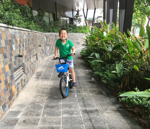 Phương pháp chăm con thời hiện đại của các ‘hot mom’ Việt - Ảnh 4. Phương pháp chăm con thời hiện đại của các ‘hot mom’ Việt - Ảnh 4.