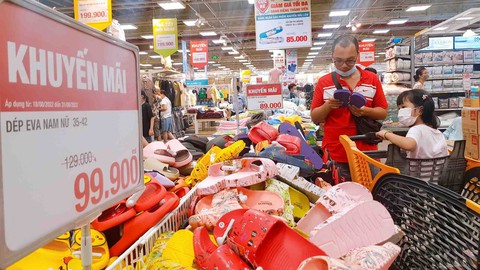 Lễ 2-9: Siêu thị, khách sạn tung hàng loạt chương trình khuyến mãi, ưu đãi - Ảnh 1. Lễ 2-9: Siêu thị, khách sạn tung hàng loạt chương trình khuyến mãi, ưu đãi - Ảnh 1.