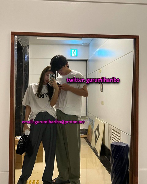 Lại rò rỉ ảnh hẹn hò giữa V (BTS) và Jennie (BLACKPINK)? - Ảnh 4. Lại rò rỉ ảnh hẹn hò giữa V (BTS) và Jennie (BLACKPINK)? - Ảnh 4.