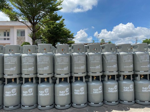 Giá gas hôm nay 1-9-2022: theo đà tiếp tục giảm - Ảnh 1. Giá gas hôm nay 1-9-2022: theo đà tiếp tục giảm - Ảnh 1.