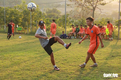 Chi mỗi năm 20 tỉ cho bóng đá trẻ nhưng đội U17 ở nhà, Đà Nẵng nói gì? - Ảnh 1. Chi mỗi năm 20 tỉ cho bóng đá trẻ nhưng đội U17 ở nhà, Đà Nẵng nói gì? - Ảnh 1.