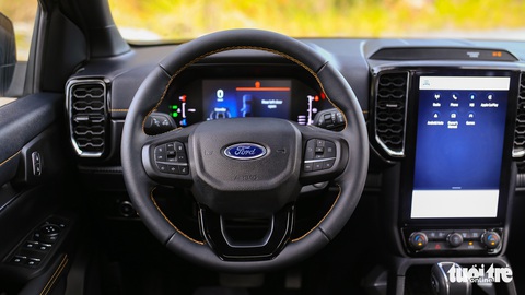 Đánh giá Ford Ranger Wildtrak 2023: Thu hẹp khác biệt với ‘xe con’ - Ảnh 17. Đánh giá Ford Ranger Wildtrak 2023: Thu hẹp khác biệt với ‘xe con’ - Ảnh 17.