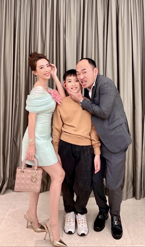 Ảnh vui sao Việt 31-8: Nghệ sĩ Xuân Hinh tạo dáng xì tin - Ảnh 3. Ảnh vui sao Việt 31-8: Nghệ sĩ Xuân Hinh tạo dáng xì tin - Ảnh 3.