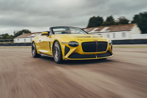 Bentley sẵn sàng bàn giao siêu phẩm đắt nhất đội hình: 8 chiếc khác nhau, làm thủ công 100% - Ảnh 3. Bentley sẵn sàng bàn giao siêu phẩm đắt nhất đội hình: 8 chiếc khác nhau, làm thủ công 100% - Ảnh 3.