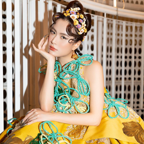 Hoàng Thùy Linh hé lộ album mới; Hãy trao cho anh của Sơn Tùng đạt 4 triệu lượt thích trên YouTube - Ảnh 2. Hoàng Thùy Linh hé lộ album mới; Hãy trao cho anh của Sơn Tùng đạt 4 triệu lượt thích trên YouTube - Ảnh 2.