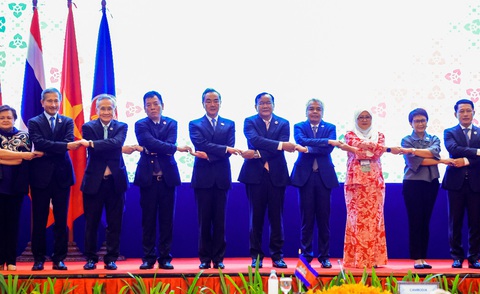ASEAN kêu gọi kiềm chế, cảnh báo nguy cơ xung đột mở khi Trung Quốc tập trận quanh Đài Loan - Ảnh 1. ASEAN kêu gọi kiềm chế, cảnh báo nguy cơ xung đột mở khi Trung Quốc tập trận quanh Đài Loan - Ảnh 1.