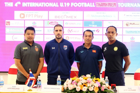 Tuyển U19 Việt Nam và Thái Lan cùng hướng tới vòng loại U20 châu Á 2023 - Ảnh 1. Tuyển U19 Việt Nam và Thái Lan cùng hướng tới vòng loại U20 châu Á 2023 - Ảnh 1.