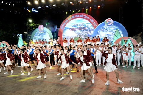Khai mạc Festival nhà thiếu nhi toàn quốc lần thứ 7 - Ảnh 1. Khai mạc Festival nhà thiếu nhi toàn quốc lần thứ 7 - Ảnh 1.