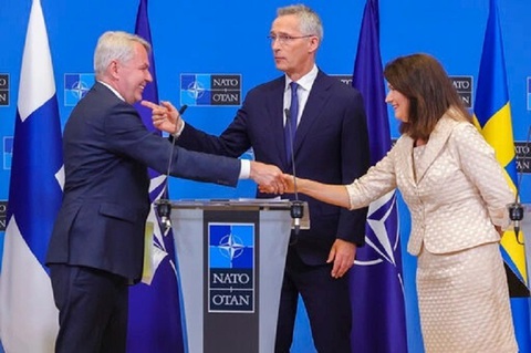 Mỹ phê chuẩn Thụy Điển, Phần Lan gia nhập NATO - Ảnh 1. Mỹ phê chuẩn Thụy Điển, Phần Lan gia nhập NATO - Ảnh 1.