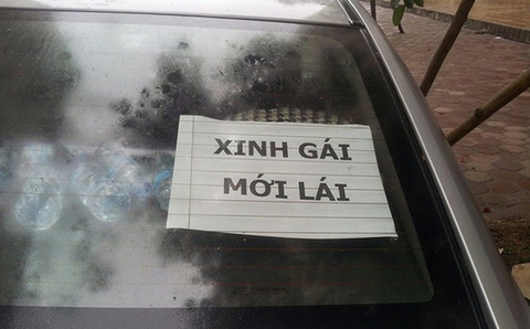 Cười đau bụng với những biển thông báo trên xe - Ảnh 1. Cười đau bụng với những biển thông báo trên xe - Ảnh 1.