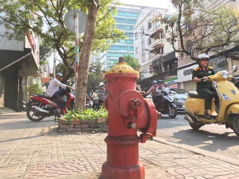 TP.HCM cần lắp đặt thêm hơn 19.600 trụ nước chữa cháy - Ảnh 1. TP.HCM cần lắp đặt thêm hơn 19.600 trụ nước chữa cháy - Ảnh 1.
