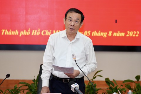 Bí thư Nguyễn Văn Nên trao đổi nhiều giải pháp gỡ khó cho ngành y tế - Ảnh 1. Bí thư Nguyễn Văn Nên trao đổi nhiều giải pháp gỡ khó cho ngành y tế - Ảnh 1.