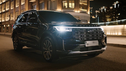 Ford Explorer 2023 ra mắt: Màn 27 inch, nội thất như du thuyền - Ảnh 1. Ford Explorer 2023 ra mắt: Màn 27 inch, nội thất như du thuyền - Ảnh 1.