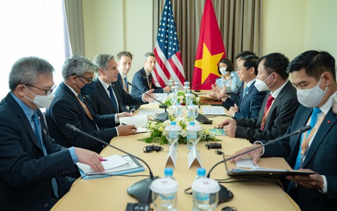 Ngoại trưởng Mỹ: Quan hệ hữu nghị bền chặt Việt - Mỹ sẽ ngày càng phát triển - Ảnh 1. Ngoại trưởng Mỹ: Quan hệ hữu nghị bền chặt Việt - Mỹ sẽ ngày càng phát triển - Ảnh 1.