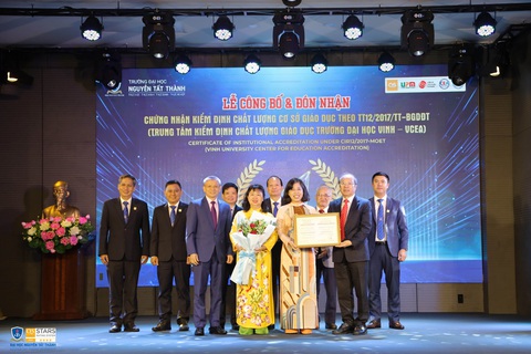 Sinh viên trường đạt chuẩn kiểm định, nhà tuyển dụng có thể an tâm khi lựa chọn - Ảnh 1. Sinh viên trường đạt chuẩn kiểm định, nhà tuyển dụng có thể an tâm khi lựa chọn - Ảnh 1.
