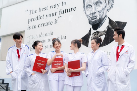 Trường đại học quốc tế Hồng Bàng đào tạo bác sĩ y học cổ truyền - Ảnh 1. Trường đại học quốc tế Hồng Bàng đào tạo bác sĩ y học cổ truyền - Ảnh 1.