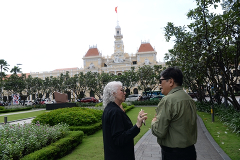 Cựu thủ tướng Israel thăm các di tích ở Sài Gòn - Ảnh 2. Cựu thủ tướng Israel thăm các di tích ở Sài Gòn - Ảnh 2.