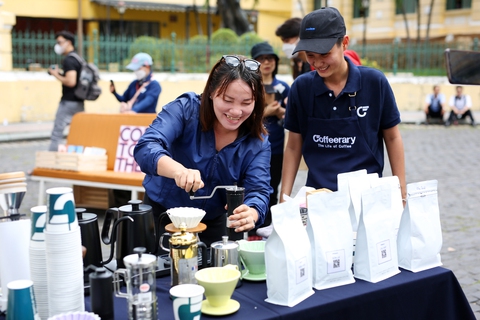 Sáng chủ nhật làm gì? Ra Bưu điện thành phố uống cà phê, nghe nhạc miễn phí thôi! - Ảnh 10. Sáng chủ nhật làm gì? Ra Bưu điện thành phố uống cà phê, nghe nhạc miễn phí thôi! - Ảnh 10.