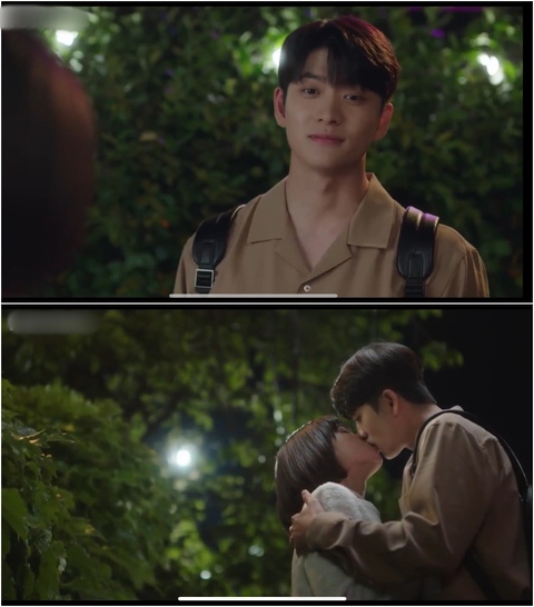 Cười bể bụng với cách hẹn hò trong Nữ luật sư kỳ lạ Woo Young Woo - Ảnh 2. Cười bể bụng với cách hẹn hò trong Nữ luật sư kỳ lạ Woo Young Woo - Ảnh 2.