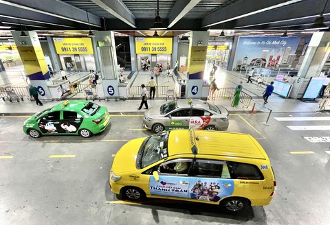 Chủ tịch Hiệp hội Taxi TP.HCM: Tài xế chặt chém là tự hất chén cơm của mình - Ảnh 1. Chủ tịch Hiệp hội Taxi TP.HCM: Tài xế chặt chém là tự hất chén cơm của mình - Ảnh 1.
