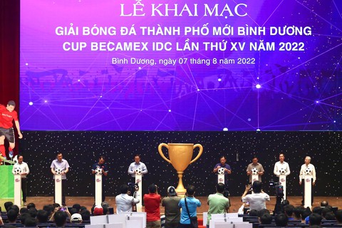 Giải đấu phong trào lớn nhất nước trở lại Bình Dương - Ảnh 1. Giải đấu phong trào lớn nhất nước trở lại Bình Dương - Ảnh 1.