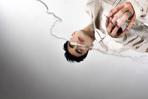 Thử nghe em trai Sơn Tùng hát nào, giống anh trai bao nhiêu %? - Ảnh 7. Thử nghe em trai Sơn Tùng hát nào, giống anh trai bao nhiêu %? - Ảnh 7.