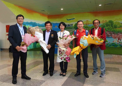 Đoàn thể thao người khuyết tật Việt Nam về nước sau kỳ tích tại ASEAN Para Games 11 - Ảnh 1. Đoàn thể thao người khuyết tật Việt Nam về nước sau kỳ tích tại ASEAN Para Games 11 - Ảnh 1.