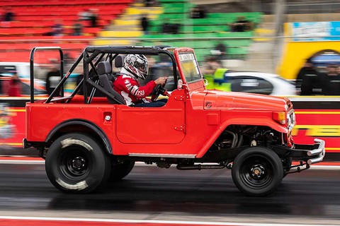 5 bản độ Toyota Land Cruiser khó nhận ra bản gốc nhất: Chắp vá từ hàng loạt xe khác - Ảnh 3.