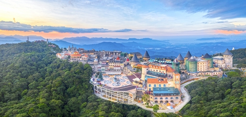 Khám phá những bí mật tại Lâu đài Mặt trăng trên đỉnh Bà Nà Hills - Ảnh 1. Khám phá những bí mật tại Lâu đài Mặt trăng trên đỉnh Bà Nà Hills - Ảnh 1.