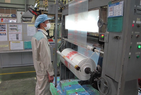 Gian khó phát triển công nghiệp - Ảnh 1. Gian khó phát triển công nghiệp - Ảnh 1.