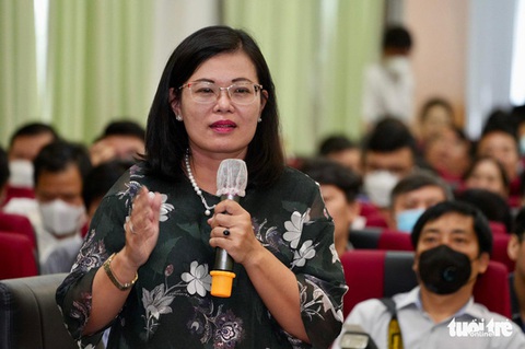 Từ giọt nước mắt của giám đốc bệnh viện… - Ảnh 1. Từ giọt nước mắt của giám đốc bệnh viện… - Ảnh 1.