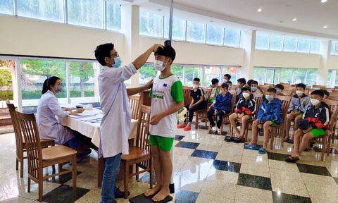 Tài năng trẻ Nutifood JMG được đào tạo chuyên nghiệp với đầu tư 8 tỉ/cầu thủ - Ảnh 1. Tài năng trẻ Nutifood JMG được đào tạo chuyên nghiệp với đầu tư 8 tỉ/cầu thủ - Ảnh 1.