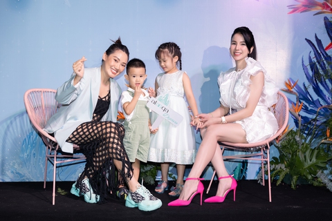 Diệp Lâm Anh hiếm hoi dắt con đi sự kiện - Ảnh 2. Diệp Lâm Anh hiếm hoi dắt con đi sự kiện - Ảnh 2.
