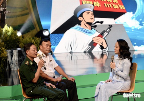 Hơn 44,5 tỉ đồng ủng hộ Quỹ Vì biển đảo quê hương - Vì tuyến đầu Tổ quốc - Ảnh 3. Hơn 44,5 tỉ đồng ủng hộ Quỹ Vì biển đảo quê hương - Vì tuyến đầu Tổ quốc - Ảnh 3.