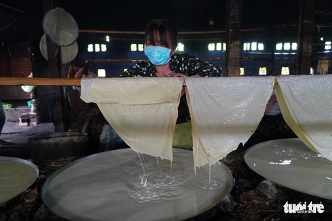 Kỳ công làm món tàu hũ ky vừa giòn, vừa dai và đầy dinh dưỡng - Ảnh 3. Kỳ công làm món tàu hũ ky vừa giòn, vừa dai và đầy dinh dưỡng - Ảnh 3.