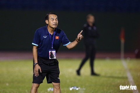HLV U19 Thái Lan: Tôi không coi U19 Việt Nam là thù, thắng bằng mọi giá - Ảnh 1. HLV U19 Thái Lan: Tôi không coi U19 Việt Nam là thù, thắng bằng mọi giá - Ảnh 1.