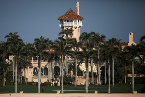 FBI khám xét resort của ông Trump - Ảnh 4. FBI khám xét resort của ông Trump - Ảnh 4.