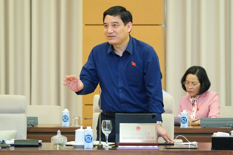 Dịch bệnh lắng xuống rồi thì phải tập trung cải cách tiền lương - Ảnh 1. Dịch bệnh lắng xuống rồi thì phải tập trung cải cách tiền lương - Ảnh 1.