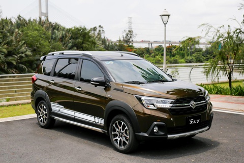 Suzuki và những mẫu xe ô tô gọn nhẹ, đầy công năng - Ảnh 3. Suzuki và những mẫu xe ô tô gọn nhẹ, đầy công năng - Ảnh 3.