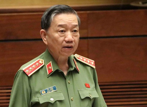 Bộ trưởng Tô Lâm: Điều tra mở rộng hành vi rửa tiền trong các vụ án cho vay nặng lãi - Ảnh 1. Bộ trưởng Tô Lâm: Điều tra mở rộng hành vi rửa tiền trong các vụ án cho vay nặng lãi - Ảnh 1.