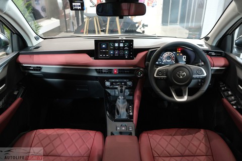 Người Việt tranh cãi về Toyota Vios 2023: Khó đủ option khi về Việt Nam hoặc giá phải tăng mạnh - Ảnh 3. Người Việt tranh cãi về Toyota Vios 2023: Khó đủ option khi về Việt Nam hoặc giá phải tăng mạnh - Ảnh 3.