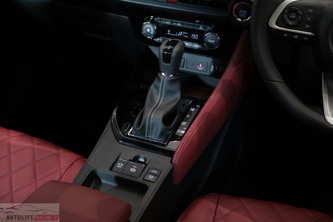 Người Việt tranh cãi về Toyota Vios 2023: Khó đủ option khi về Việt Nam hoặc giá phải tăng mạnh - Ảnh 5. Người Việt tranh cãi về Toyota Vios 2023: Khó đủ option khi về Việt Nam hoặc giá phải tăng mạnh - Ảnh 5.