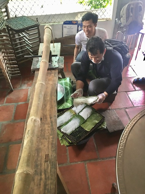 Về Cần Thơ thưởng thức món bánh hỏi mặt võng gia truyền - Ảnh 3. Về Cần Thơ thưởng thức món bánh hỏi mặt võng gia truyền - Ảnh 3.