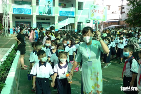 Ngày khai trường thiết thực - Ảnh 1. Ngày khai trường thiết thực - Ảnh 1.