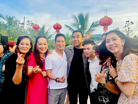 Ảnh vui sao Việt 1-9: Linh Rin rạng rỡ đón tuổi mới bên chồng sắp cưới - Ảnh 6. Ảnh vui sao Việt 1-9: Linh Rin rạng rỡ đón tuổi mới bên chồng sắp cưới - Ảnh 6.
