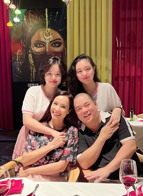 Ảnh vui sao Việt 1-9: Linh Rin rạng rỡ đón tuổi mới bên chồng sắp cưới - Ảnh 7. Ảnh vui sao Việt 1-9: Linh Rin rạng rỡ đón tuổi mới bên chồng sắp cưới - Ảnh 7.