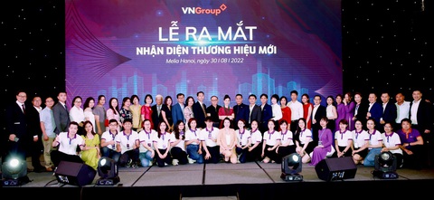 VNGroup thay đổi nhận diện thương hiệu, chinh phục những thử thách mới - Ảnh 3. VNGroup thay đổi nhận diện thương hiệu, chinh phục những thử thách mới - Ảnh 3.