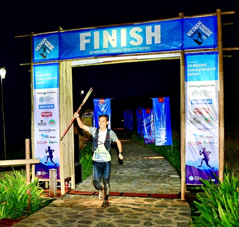Quang Trần vô địch cự ly ‘siêu khủng’ chạy 160km tại Sa Pa - Ảnh 3. Quang Trần vô địch cự ly ‘siêu khủng’ chạy 160km tại Sa Pa - Ảnh 3.