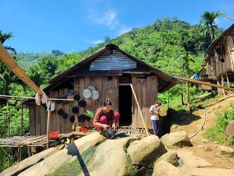 Phập phồng sống nơi động đất - Ảnh 3. Phập phồng sống nơi động đất - Ảnh 3.
