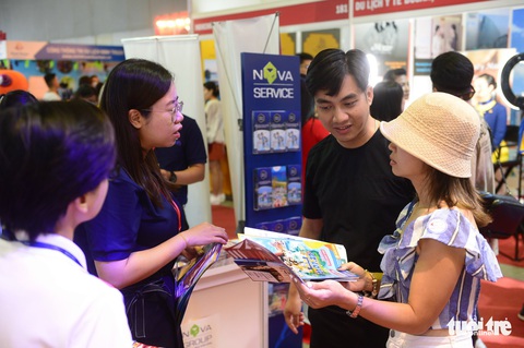 Hội chợ du lịch quốc tế TP.HCM: Khách hàng lưu tâm các tour nước ngoài - Ảnh 2. Hội chợ du lịch quốc tế TP.HCM: Khách hàng lưu tâm các tour nước ngoài - Ảnh 2.